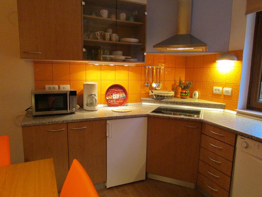 Apartment Nona Ancka Marezige Oda fotoğraf
